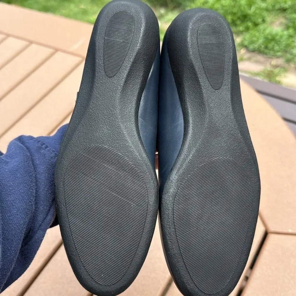Auditions Navy Leather Jamie Shoes New in the Box 7.5 D